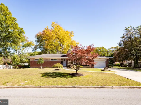 8917 Linton Ln, Alexandria, VA 22308