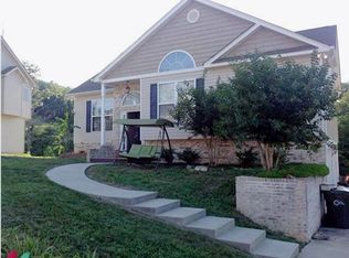 6073 Oilskin Dr, Ooltewah, TN 37363