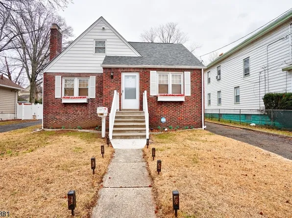 31 Maple St, Ridgefield Park Village, NJ 07660