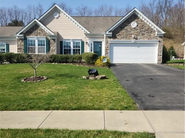 617 Whispering Pines Dr, Gibsonia, PA 15044