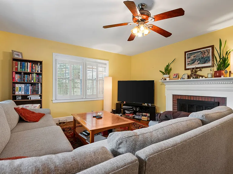 3002 Medlin Dr — Photo 13