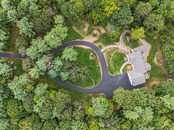 3rd image of 179 Benjamin Wentworth Drive