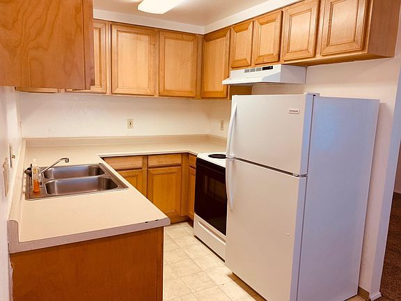 3rd image of 2516 98th Street Ct S
