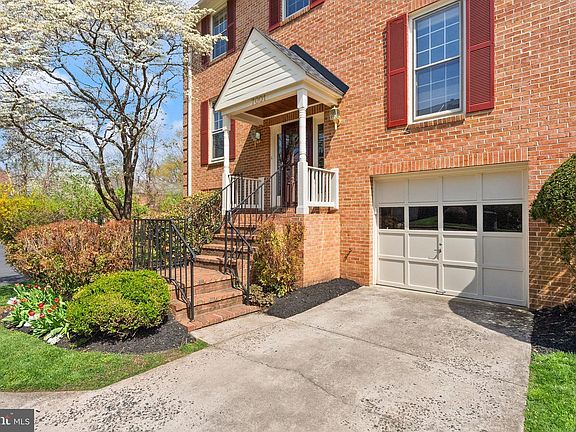 3rd image of 7001 Dunningham Pl #7