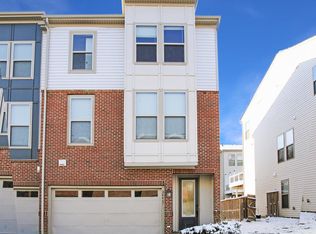24467 Juniper Wood Ter, Sterling, VA 20166