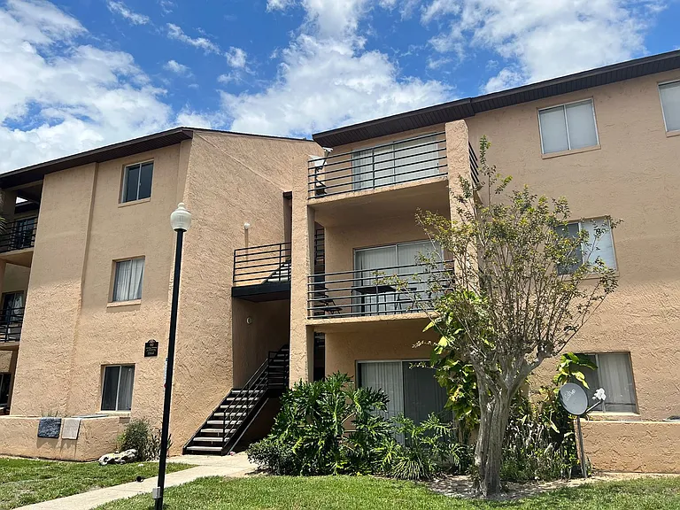 5213 Via Hacienda Cir #B306 — Photo 14