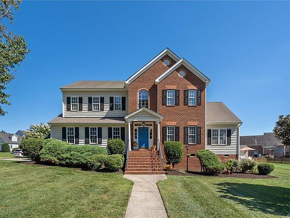 2nd image of 3831 Brennen Robert Pl