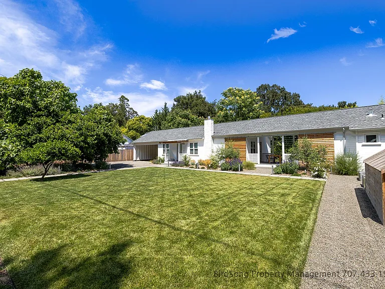 13846 Village Ave — Photo 7