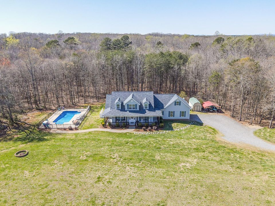 1st image of 1349 Pell Dr