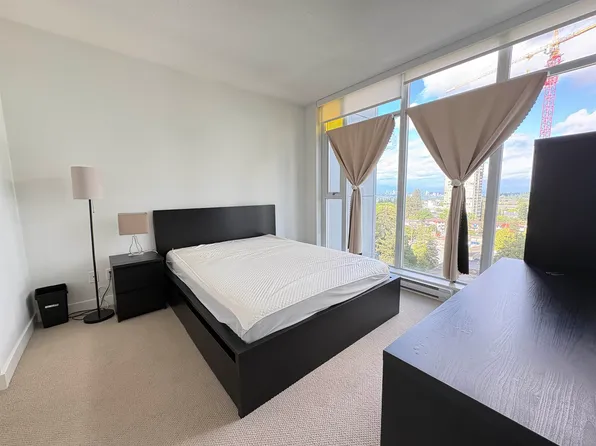 6588 Nelson Ave #1602, Burnaby, BC V5H 0E8