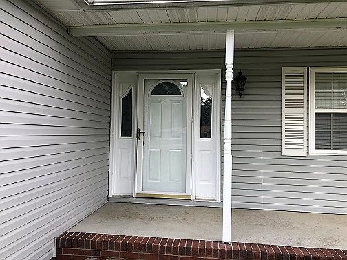 2nd image of 1025 Cottonwood Ln