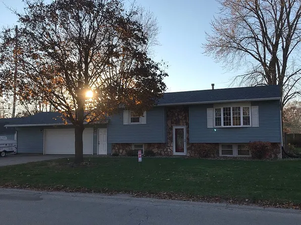 103 Wilshire Dr, Colona, IL 61241