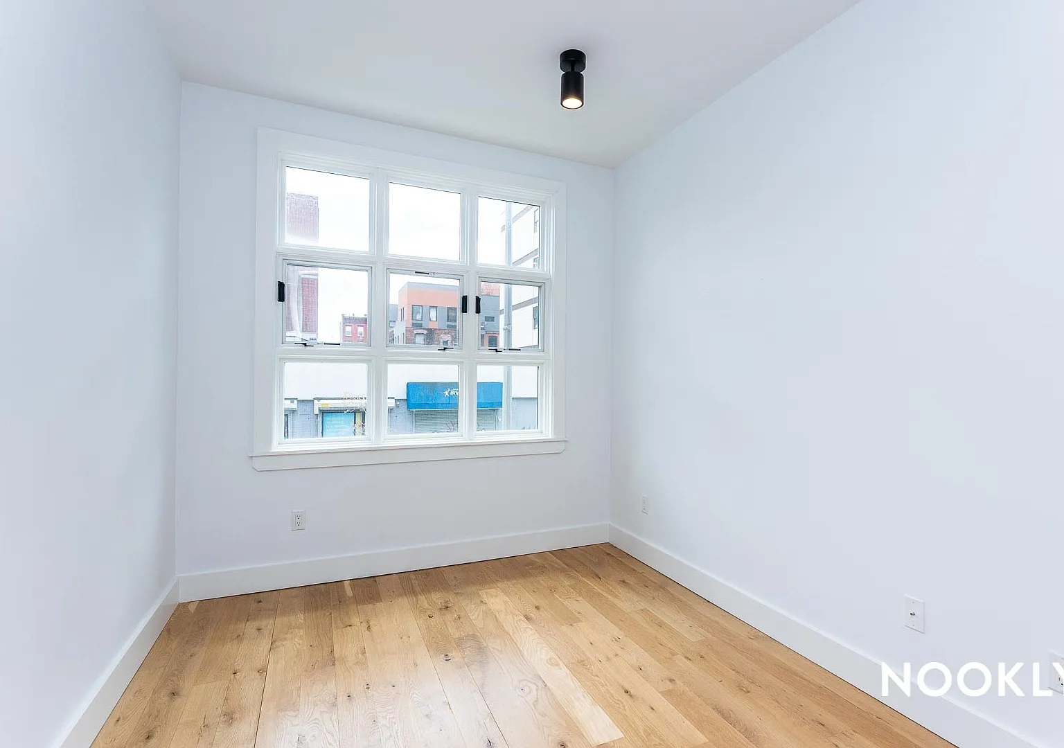 849 De Kalb Avenue — Photo 4