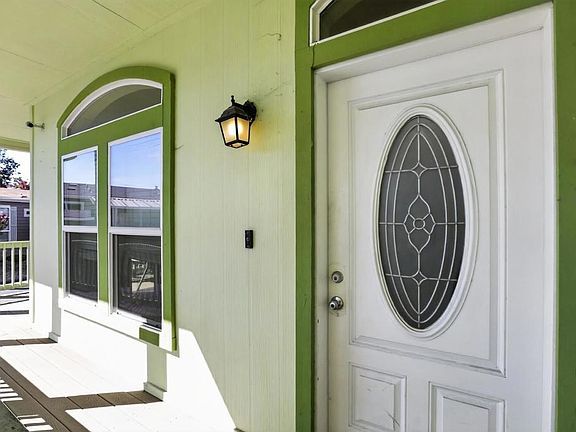 2nd image of 3263 Vineyard Ave Space 58