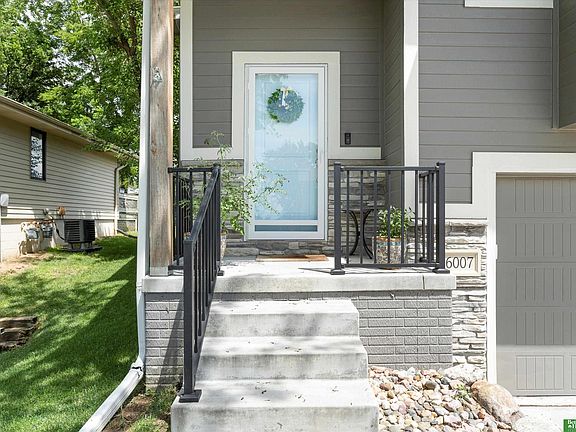 3rd image of 6007 N 108 Avenue Cir