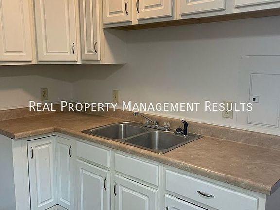 5th image of 602 E Waverly St Unit 17