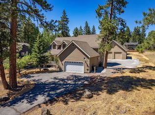 15698 Saint Albans Pl, Truckee, CA 96161
