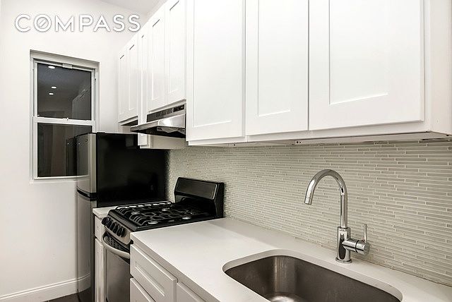 2nd image of 308 Stuyvesant Ave APT A2