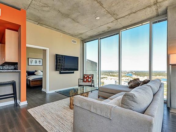 4th image of 777 N Ashley Dr Unit 2713
