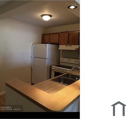 4th image of 4273 NW 89th Ave APT 207