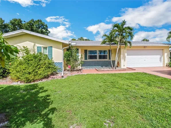 4826 Lema Ct, North Fort Myers, FL 33903