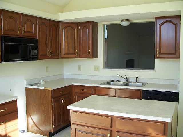 2nd image of 7745 N High View Dr