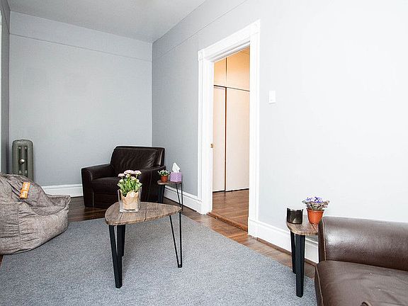 4th image of 206 Scholes St APT 8