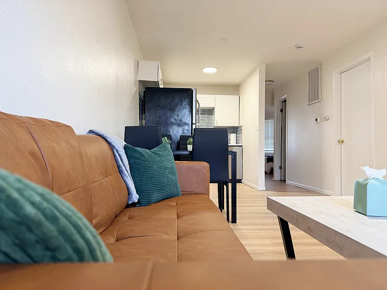 811 Mill St #811 — Photo 6