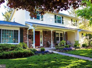 340 Garland Dr, Carlisle, PA 17013