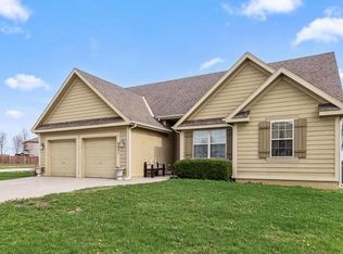 8051 NE 102nd St, Kansas City, MO 64157