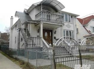 14633 Hawthorne Ave, Flushing, NY 11355