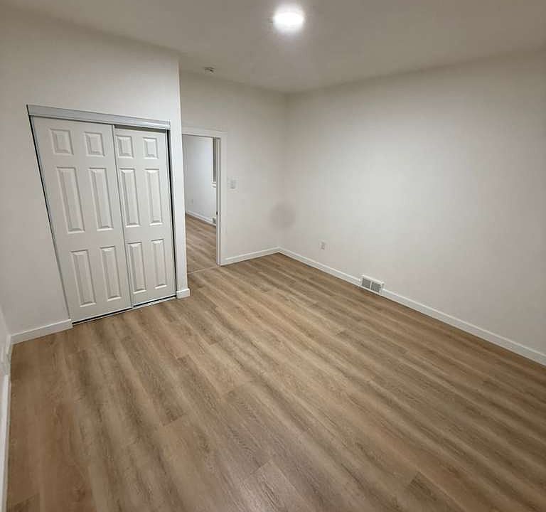 1st image of 1216 Kenneth Ave APT A