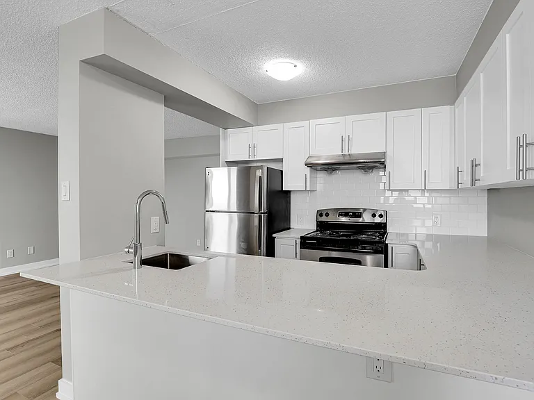 2935 Richmond Rd — Photo 9