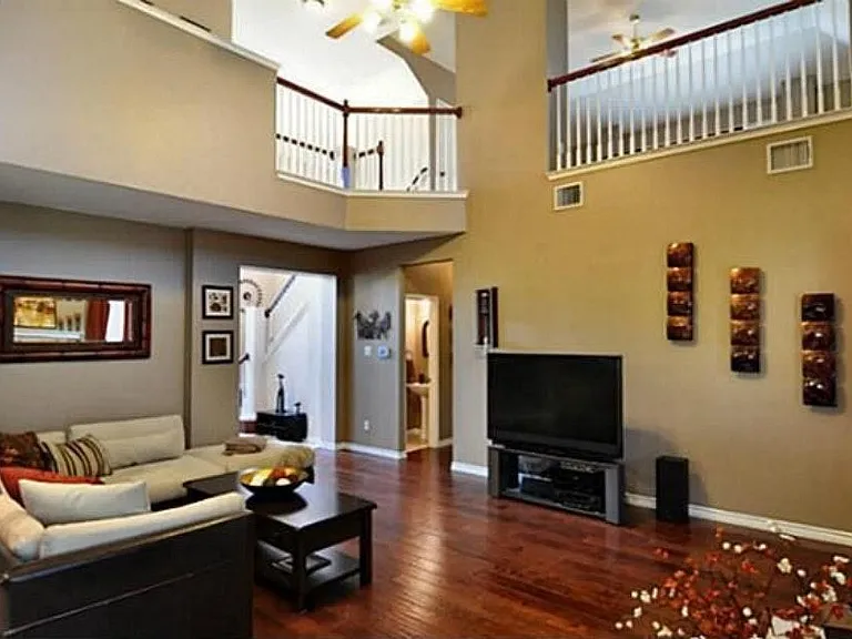 11915 Rocky Point Dr — Photo 11