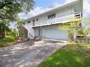 904 Bayshore Dr, Terra Ceia, FL 34250