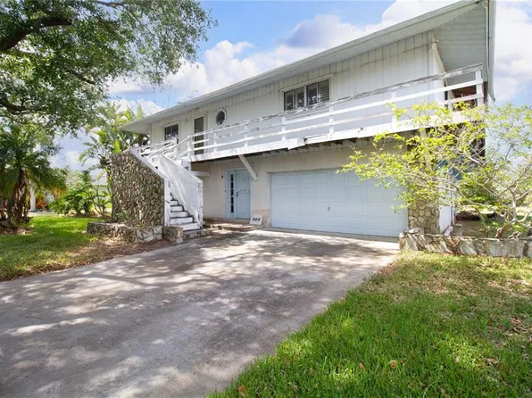904 Bayshore Dr, Terra Ceia, FL 34250