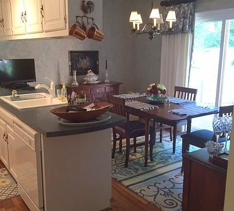 4th image of 202 St Paul Dr