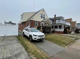 511 Beach 134 St #1, Rockaway Park, NY 11694
