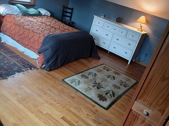 4th image of 207 Topsfield Rd