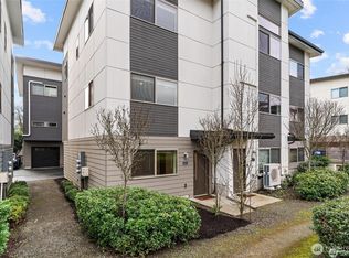 4290 S Greenbelt Station Dr, Seattle, WA 98118