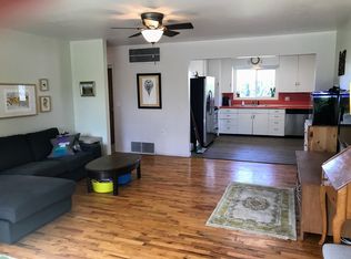 3883 Barrett Dr, Hood River, OR 97031