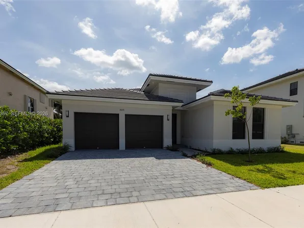 2045 SW 155th Ave, Miami, FL 33185