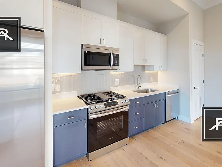 159 Everett St #203 — Photo 1