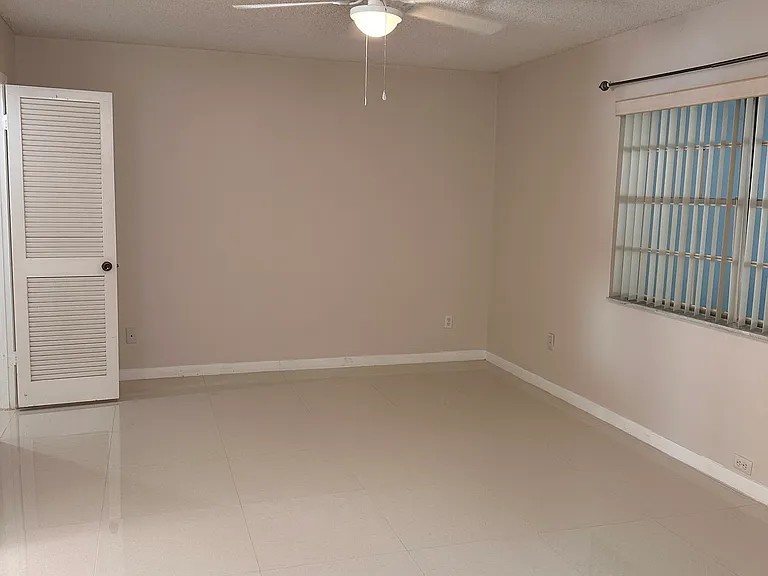 1324 Mesa Dr #215C — Photo 9