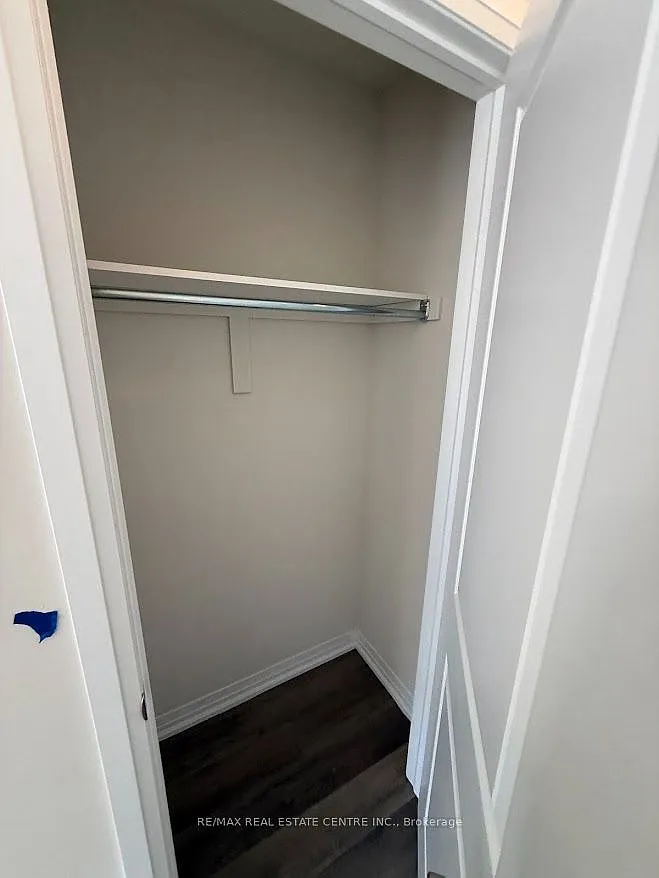 3 bed, $2,100 — Photo 4