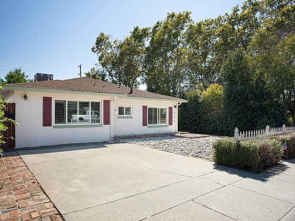 4th image of 665 W B Street #A