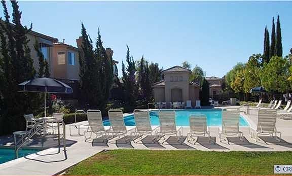 5th image of 37 Trofello Ln