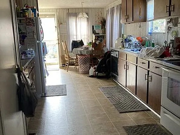 218 Bradford Dr, Byron, GA 31008