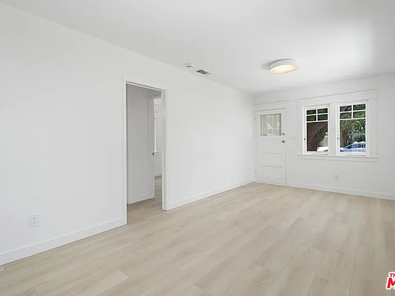 4622 Norwich Ave — Photo 5