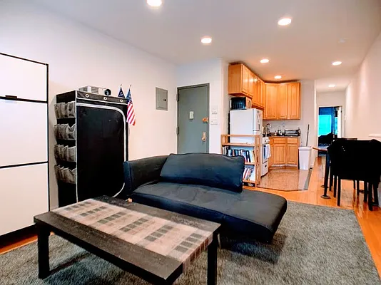 Rented by Union Square Property Management | media 8